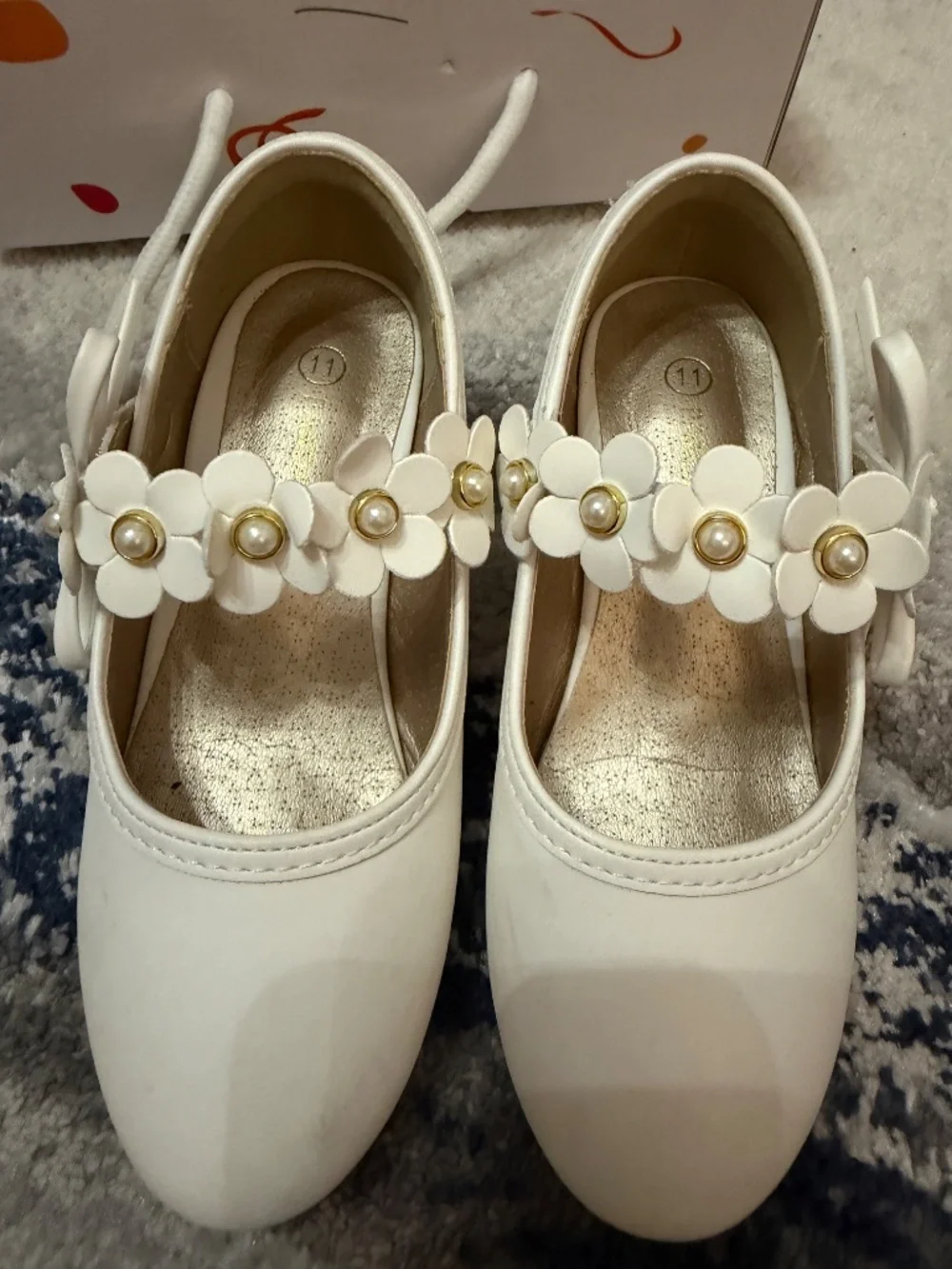 Panda Ninja Girls Size 11 White Floral Pearl Mary Jane Dress Shoes